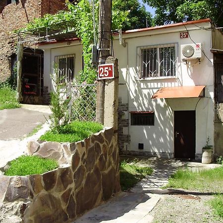 Apartment On Erekle 25A Borjomi Bagian luar foto