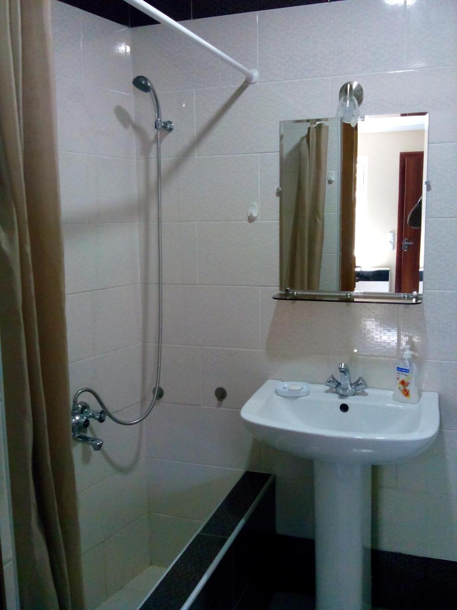 Apartment On Erekle 25A Borjomi Bagian luar foto